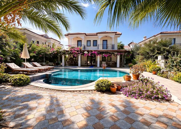 Villa Vigdis Dalyan- Family-friendly In Dalyan Centre With Private Pool & Garden