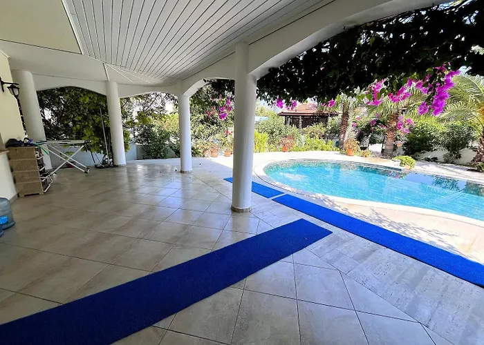 Villa Vigdis Dalyan- Family-friendly In Dalyan Centre With Private Pool & Garden