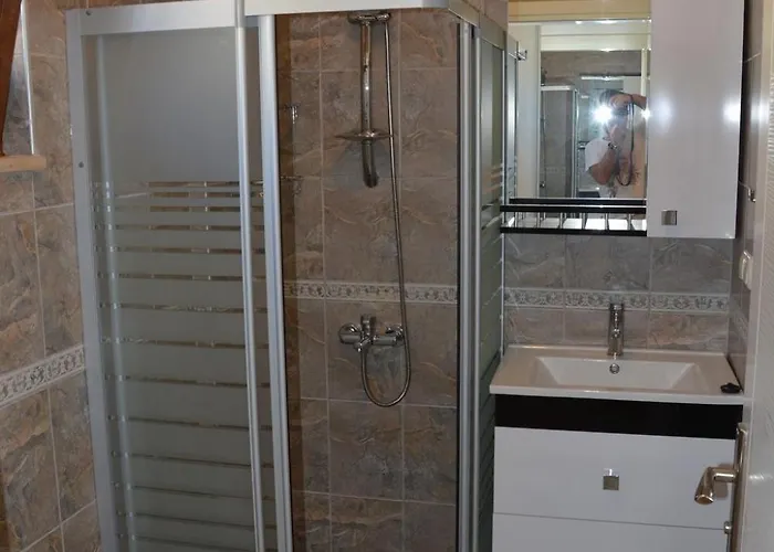 Vigdis Dalyan- Family-friendly In Dalyan Centre With Private Pool & Garden Ortaca