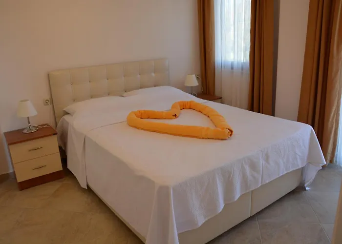 Vigdis Dalyan- Family-friendly In Dalyan Centre With Private Pool & Garden *