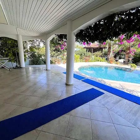 Vila Vigdis Dalyan- Family-friendly In Dalyan Centre With Private Pool & Garden