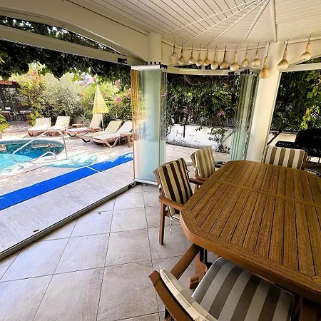 Vila Vigdis Dalyan- Family-friendly In Dalyan Centre With Private Pool & Garden
