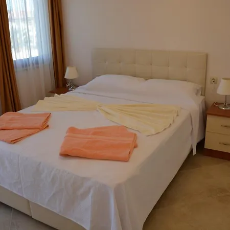 Vigdis Dalyan- Family-friendly In Dalyan Centre With Private Pool & Garden