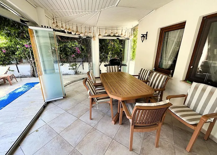 Willa Vigdis Dalyan- Family-friendly In Dalyan Centre With Private Pool & Garden